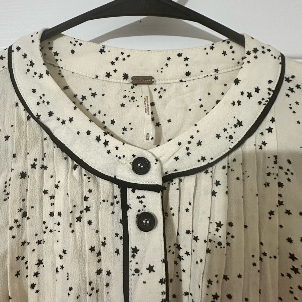 Cream Star Print Blouse